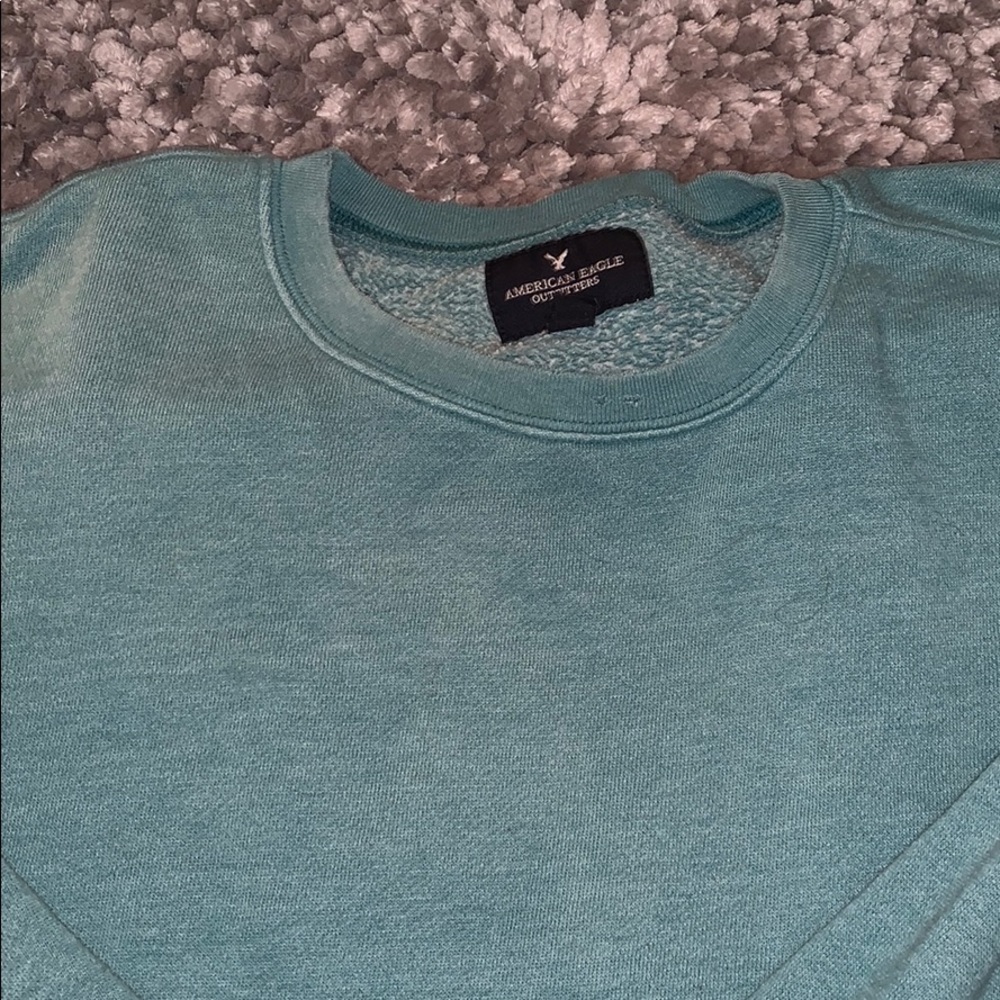 AMERICAN EAGLE CROPPED SWEATER